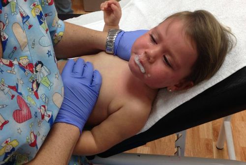 TÉCNICAS DE ACLARAMIENTO MUCOCILIAR DE FISIOTERAPIA RESPIRATORIA EN PEDIATRIA Febrero (Murcia)